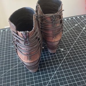 Dolce vita distressed boots